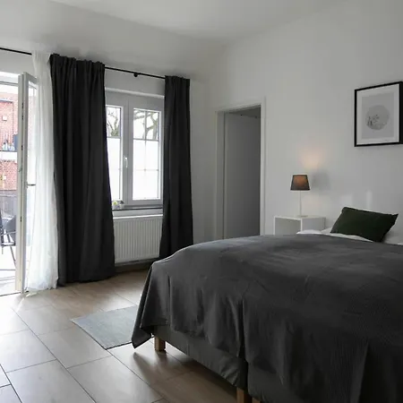 Апартаменты Weberhof Ferienapartments In Rostrup Am Westufer Des Zwischenahner Meers