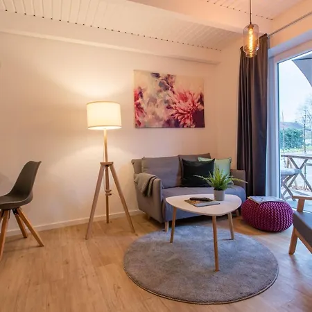 Weberhof Ferienapartments In Rostrup Am Westufer Des Zwischenahner Meers Апартаменты Бад-Цвишенан