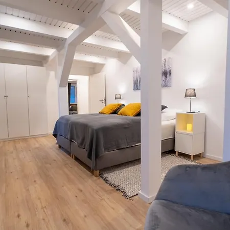 Weberhof Ferienapartments -haustierfreundlich- In Rostrup Am Westufer Des Zwischenahner Meers Apartamento