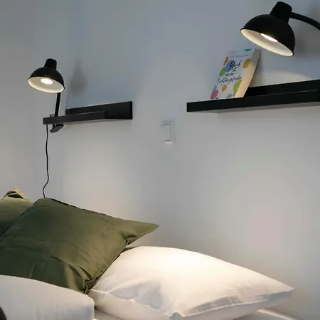 Weberhof Ferienapartments In Rostrup Am Westufer Des Zwischenahner Meers * Бад-Цвишенан