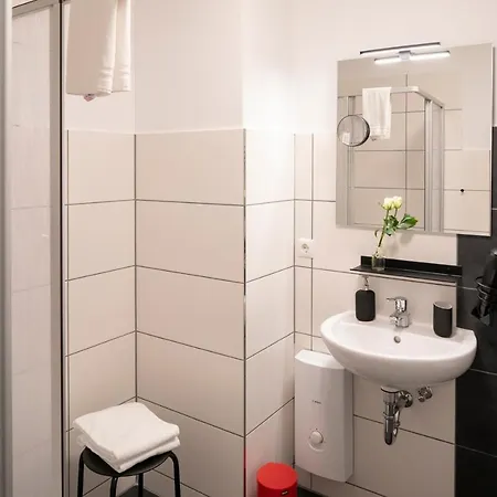 Weberhof Ferienapartments -haustierfreundlich- In Rostrup Am Westufer Des Zwischenahner Meers * Bad Zwischenahn
