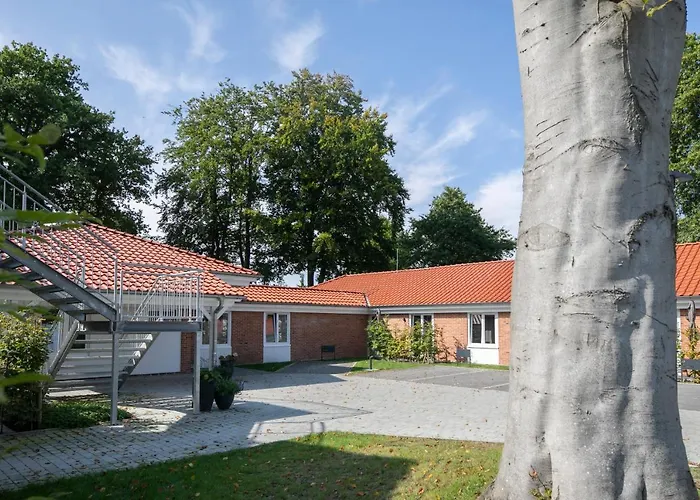 Weberhof Ferienapartments -haustierfreundlich- In Rostrup Am Westufer Des Zwischenahner Meers Бад-Цвишенан