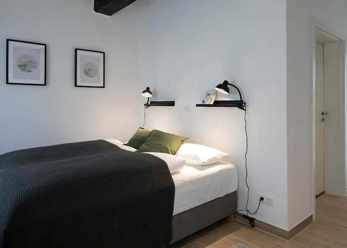 Weberhof Ferienapartments In Rostrup Am Westufer Des Zwischenahner Meers Apartment